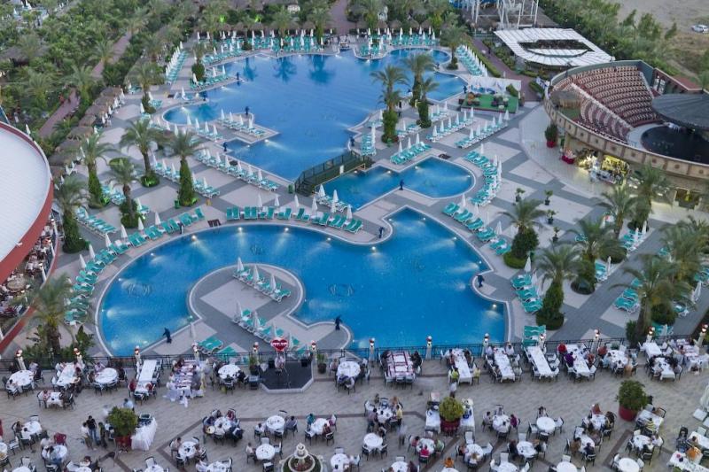 Antalya utazás Delphin Palace