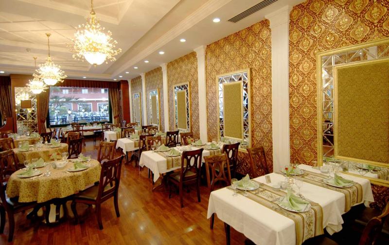 Antalya utazás Delphin Palace