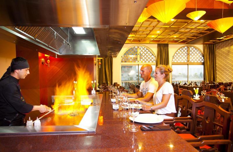 Antalya utazás Royal Holiday Palace