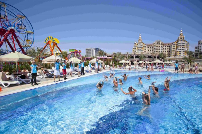 Antalya utazás Royal Holiday Palace