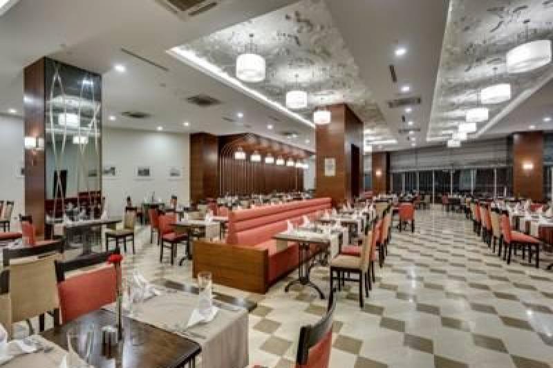 Antalya utazás Sherwood Exclusive Lara (ex. Breezes)