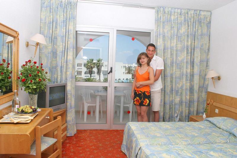 Sousse utazás El Mouradi Port El Kantaoui