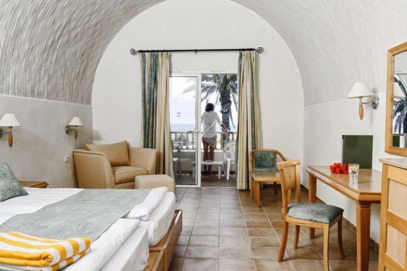 Hammamet utazás Delfino Beach & Resort