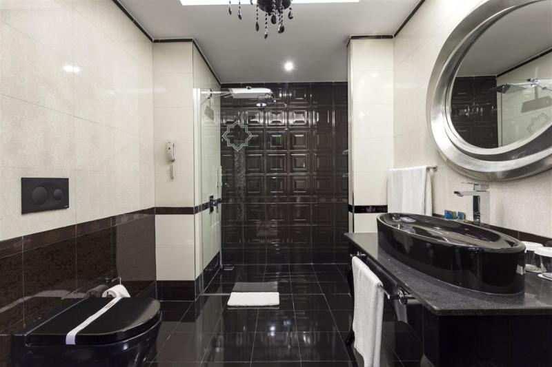 Kemer utazás Karmir Resort Spa Hotel