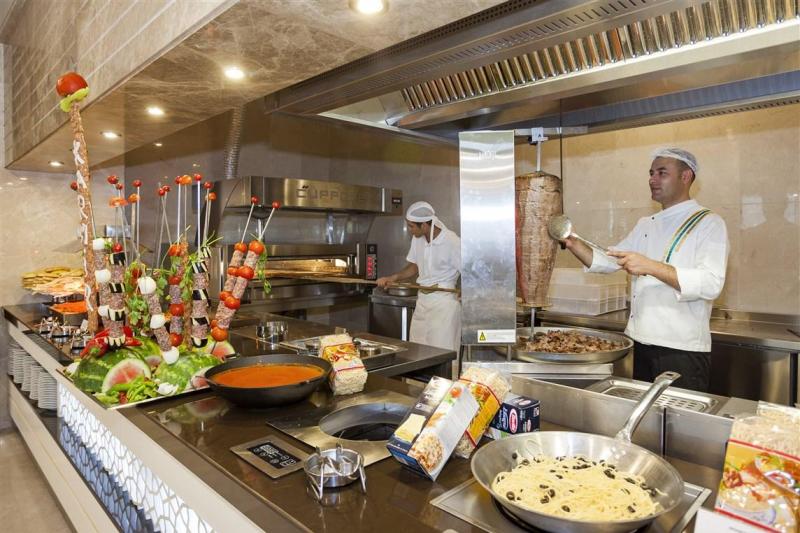 Kemer utazás Karmir Resort Spa Hotel