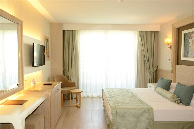 Kemer utazás Fame Residence Goynuk