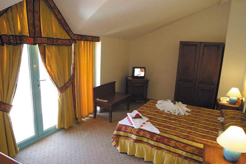 Kemer utazás Fame Residence Goynuk