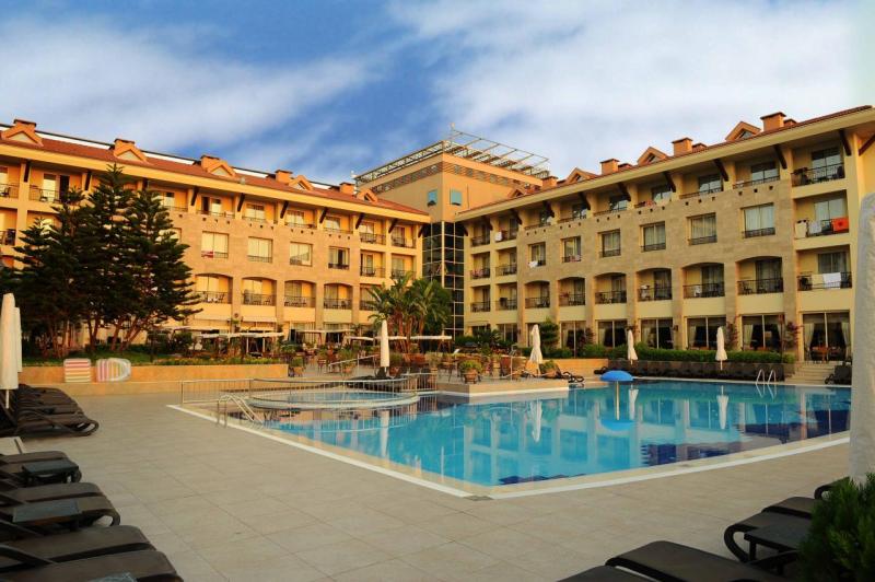 Kemer utazás Fame Residence Kemer Spa