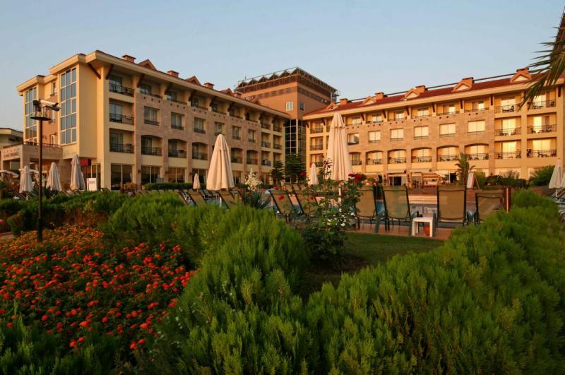 Kemer utazás Fame Residence Kemer Spa