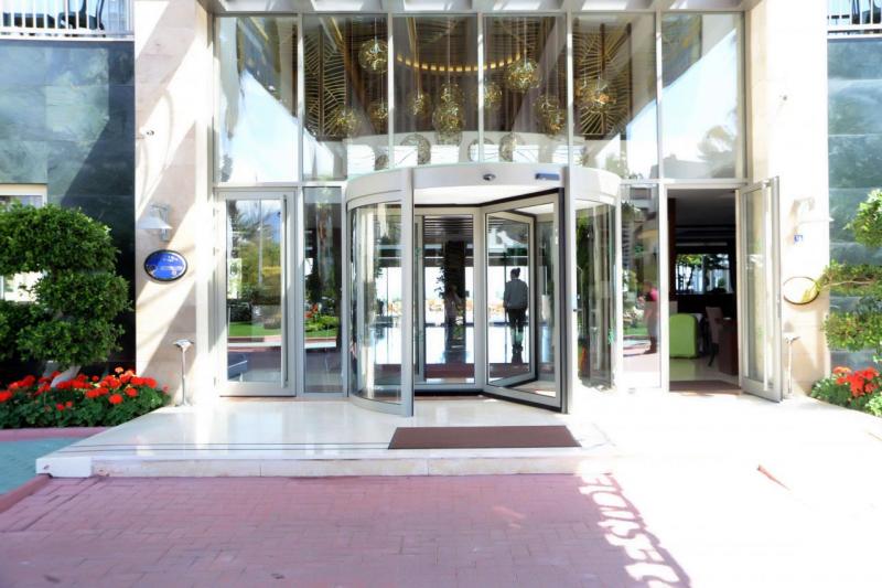 Kemer utazás Fame Residence Kemer Spa