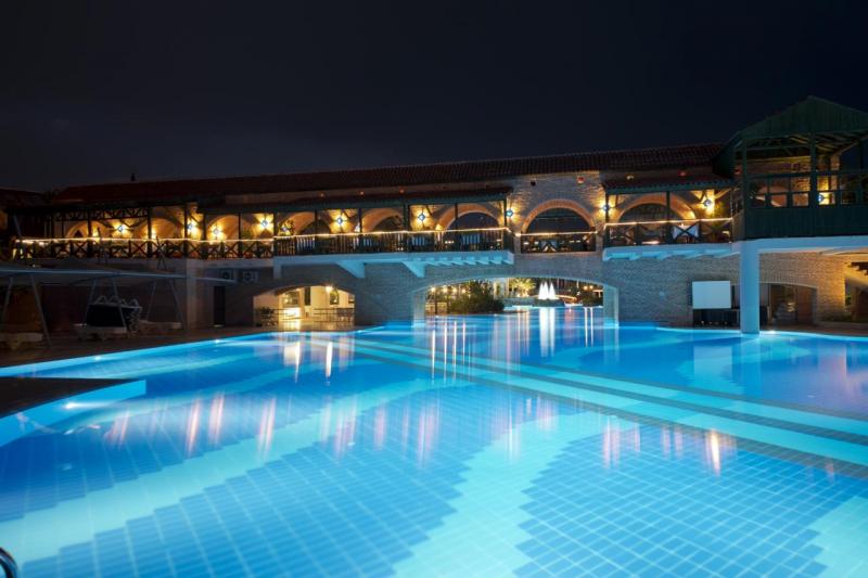 Kemer utazás Limak Limra Resort