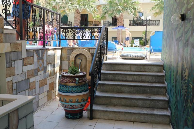 Kréta Gouves utazás Diogenis Blue Palace