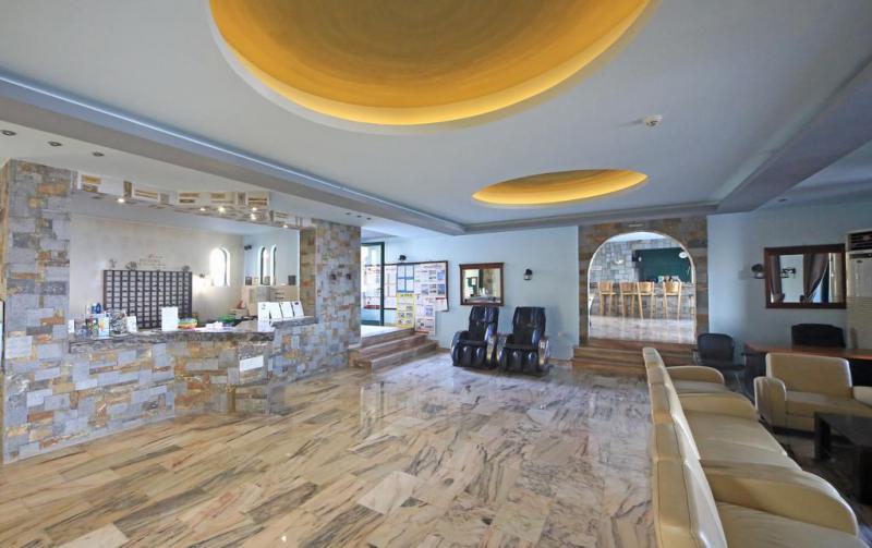 Kréta Gouves utazás Diogenis Blue Palace