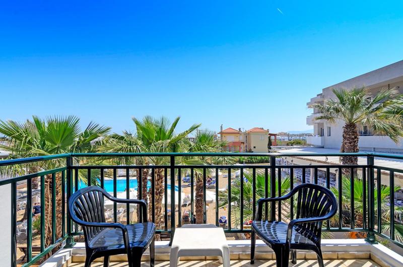 Kréta Gouves utazás Gouves Bay