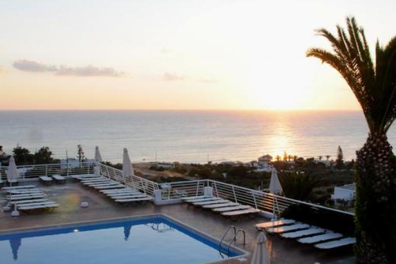 Kréta Hersonissos utazás Hersonissos Village