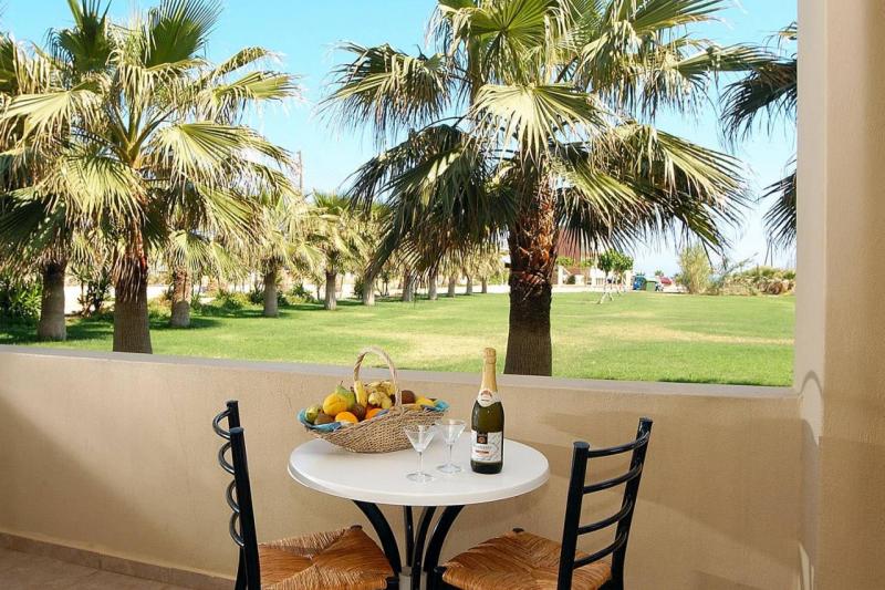 Kréta Malia utazás Aeolos Beach Resort