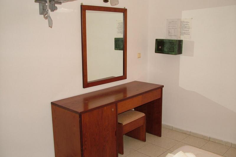 Kréta Stalis utazás Litsa Efi Apart.