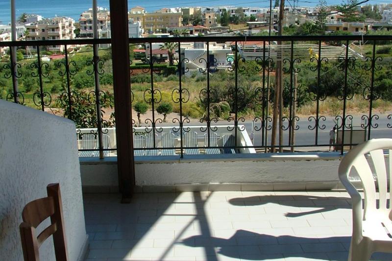 Kréta Stalis utazás Litsa Efi Apart.