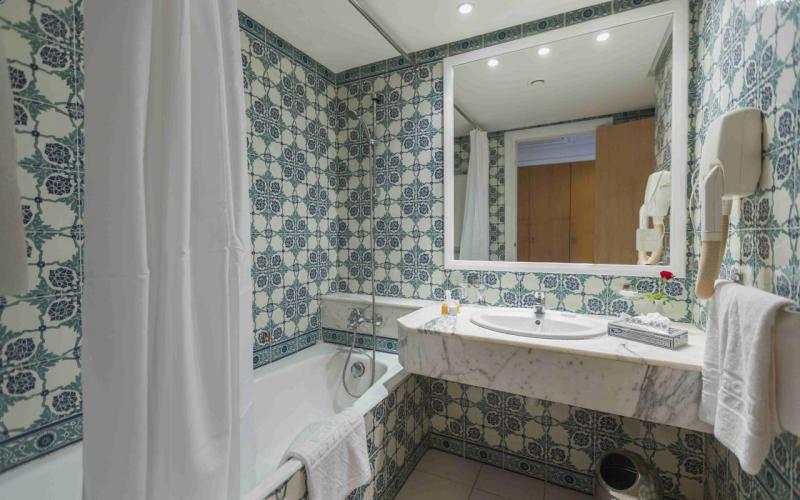 Monastir utazás El Mouradi Skanes