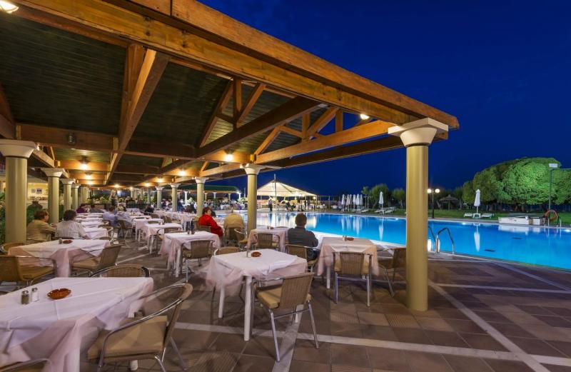 Rodosz Faliraki utazás Apollo Beach