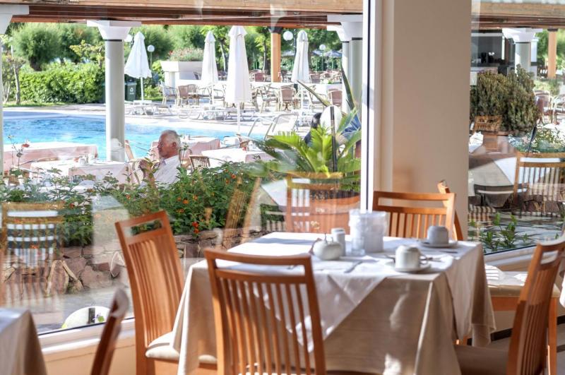 Rodosz Faliraki utazás Apollo Beach