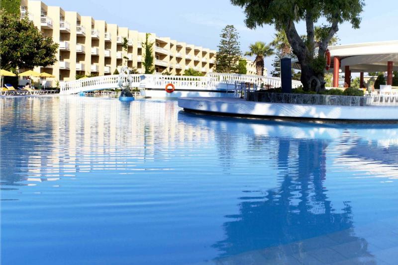 Rodosz Ialyssos utazás Sunshine Rhodes