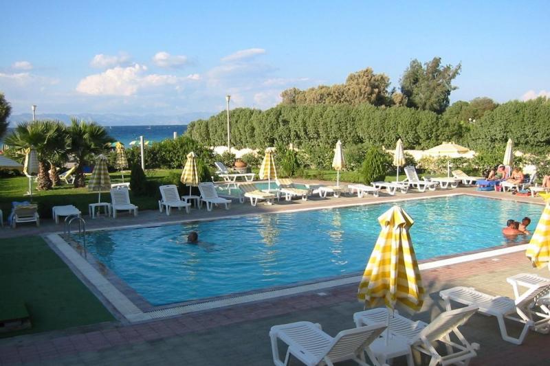 Rodosz Ialyssos utazás Pylea Beach