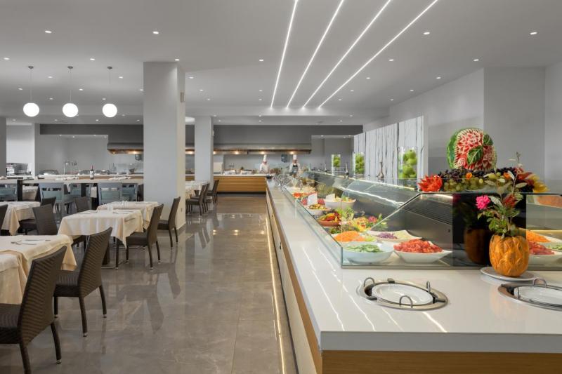 Rodosz Ixia utazás Avra Beach