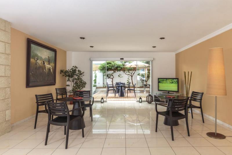 Rodosz Rhodes utazás Athena Hotel