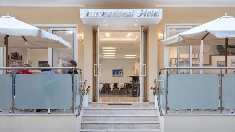 Rodosz Rhodes utazás International Hotel