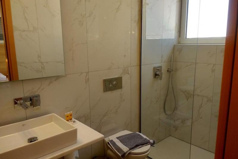 Rodosz Rhodes utazás International Hotel