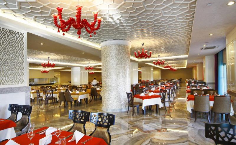 Side utazás Royal Taj Mahal Hotel