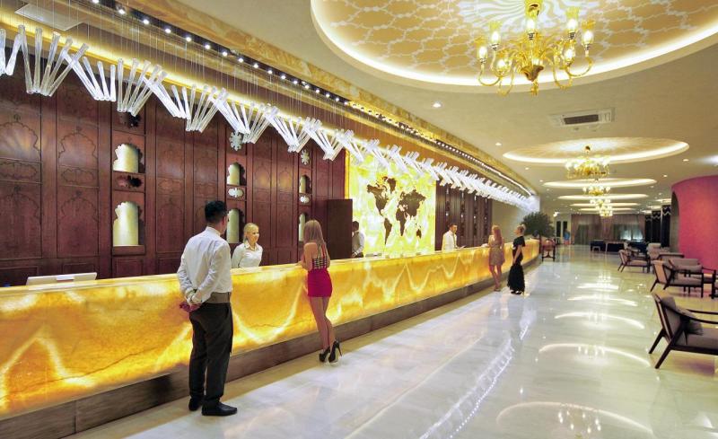 Side utazás Royal Taj Mahal Hotel