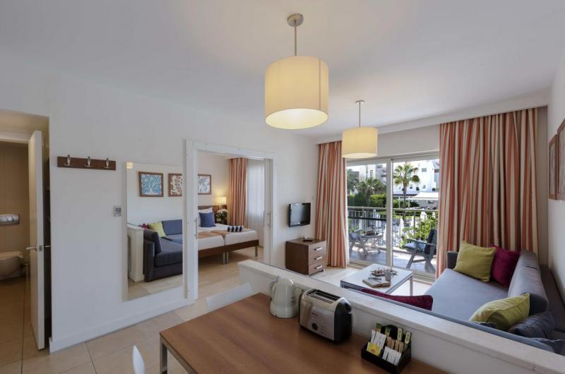 Side utazás Barut B Suites