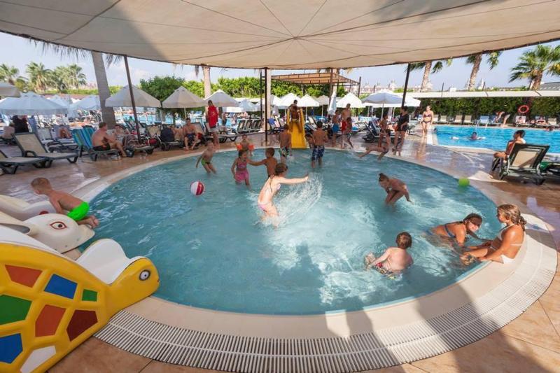 Side utazás Hane Family Resort