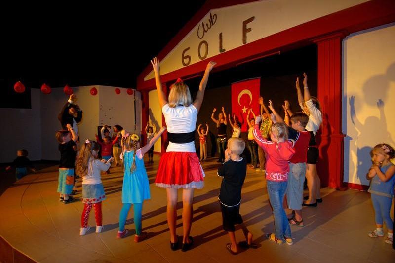 Side utazás Maya World Golf