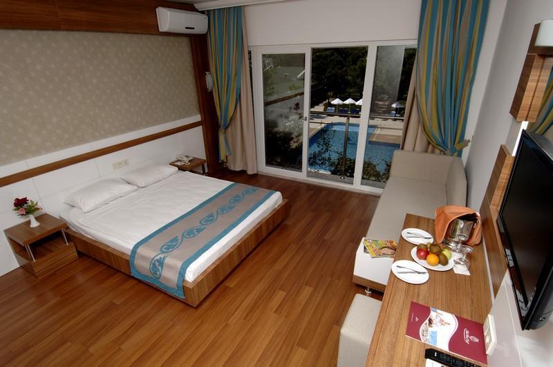 Side utazás Maya World Golf