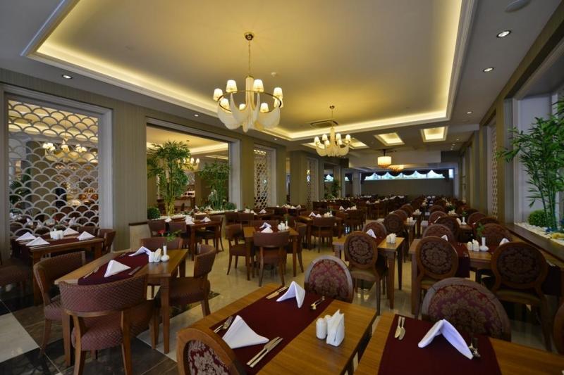 Side utazás Side Crown Serenity