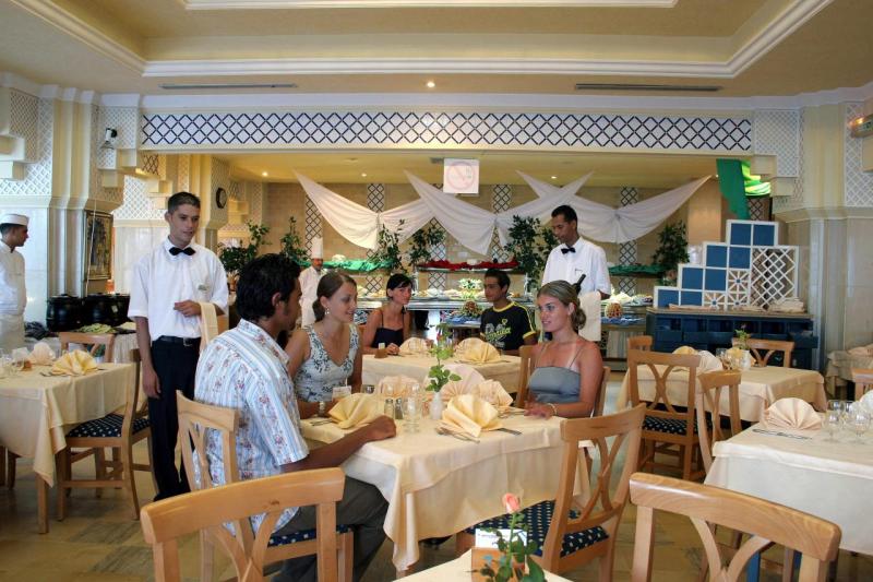 Sousse utazás El Mouradi Palace