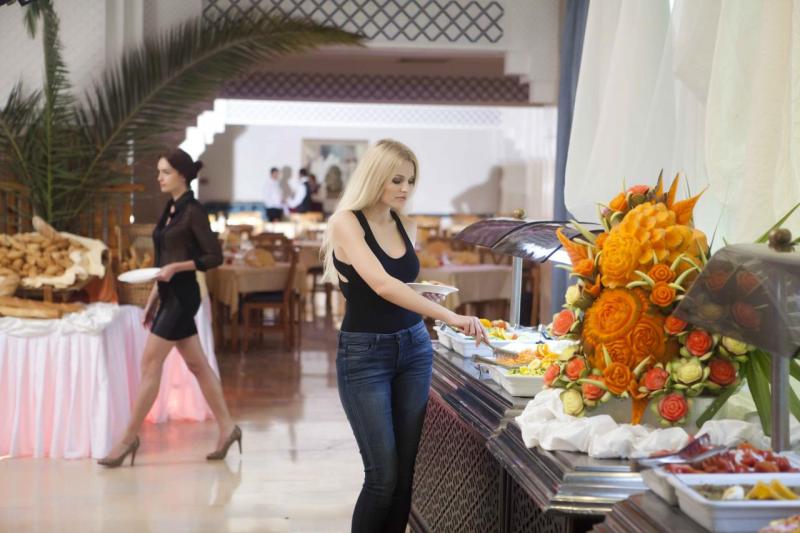 Sousse utazás El Mouradi Palm Marina