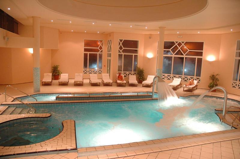 Sousse utazás El Mouradi Palm Marina