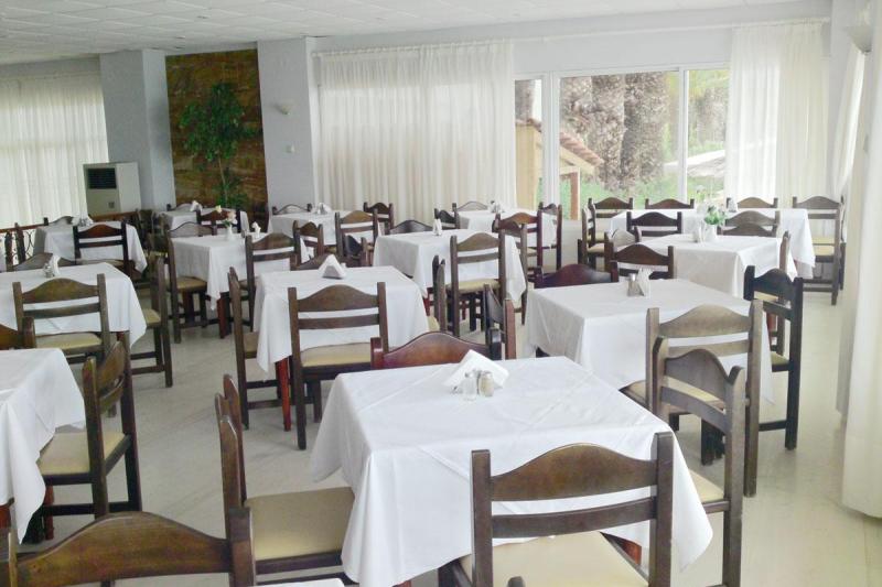 Zakynthos Argassi utazás Chryssi Akti