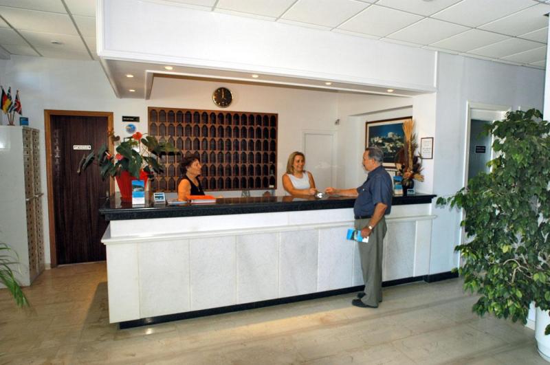 Zakynthos Argassi utazás Chryssi Akti