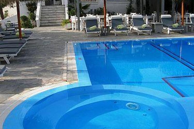 Szantorini Kamari utazás Alia Hotel