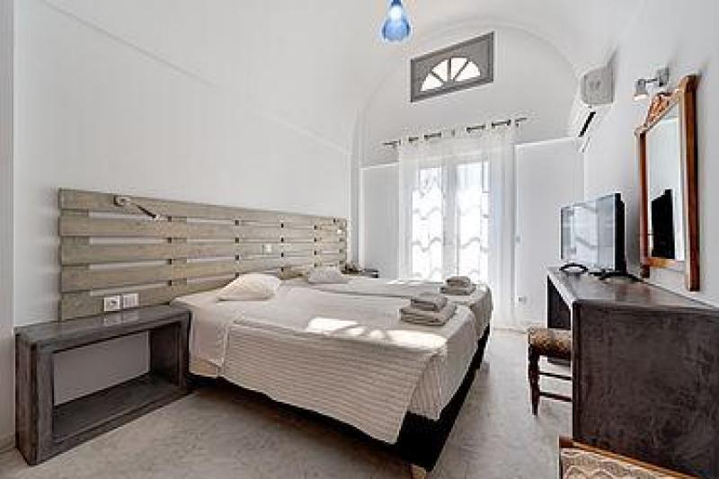 Szantorini Kamari utazás Alia Hotel