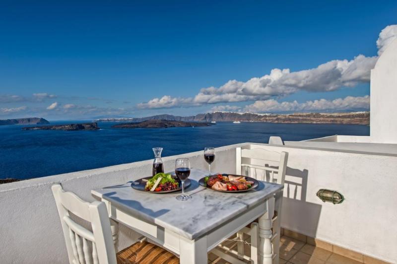 Szantorini Akrotiri utazás Apanemo Hotel & Suites