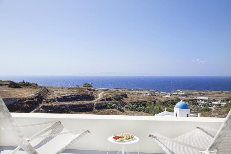 Szantorini Oia utazás Aplai Dome