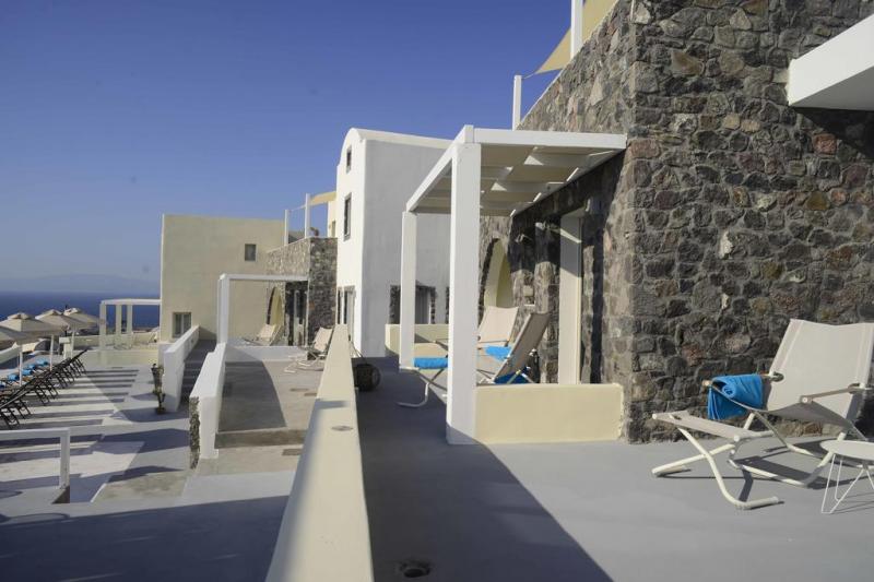 Szantorini Oia utazás Aplai Dome