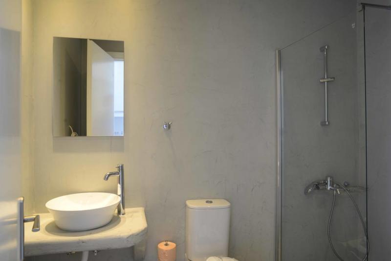 Szantorini Oia utazás Aplai Dome