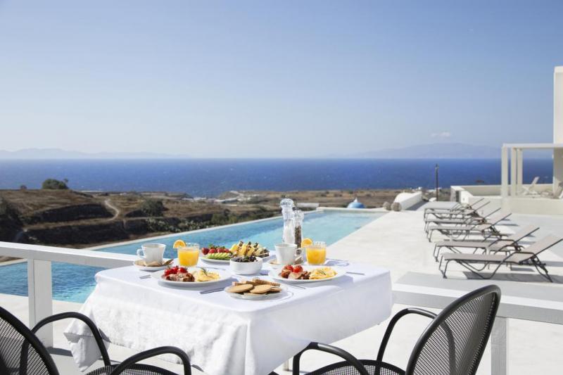 Szantorini Oia utazás Aplai Dome